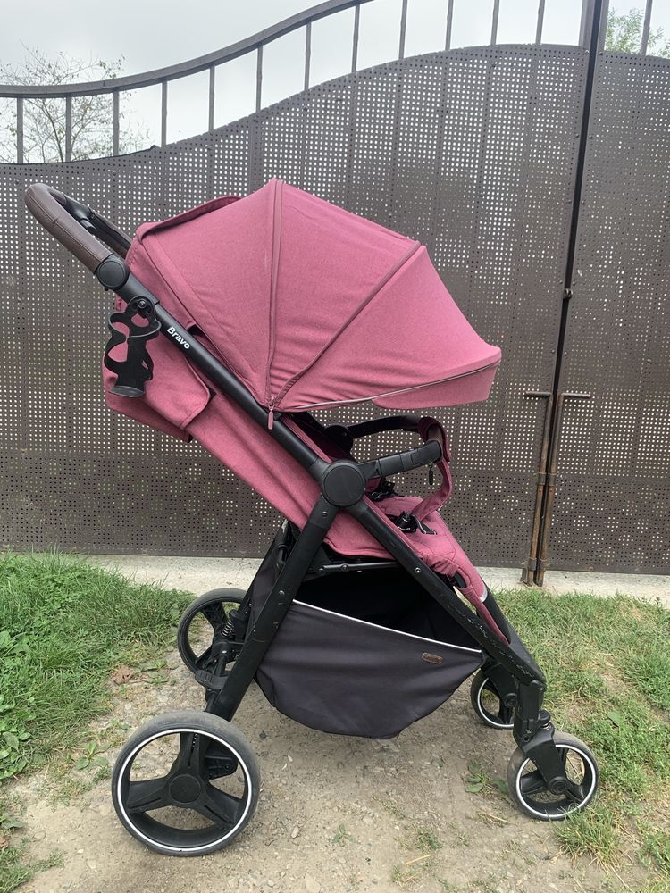 Carrello Bravo прогулянкова коляска для дітей від 6 місяців