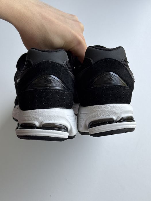 Оригинал 100% / Кроссовки New Balance 2002R EUR38