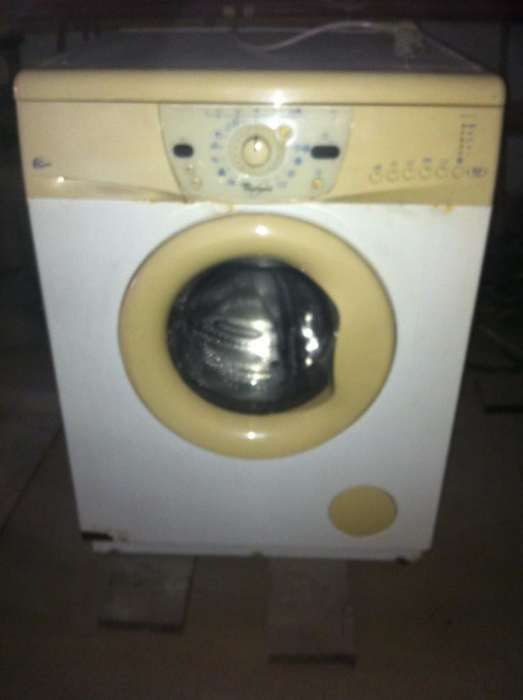 Máquina Lavar Roupa Whirlpool AWM 8123/2 (Peças)