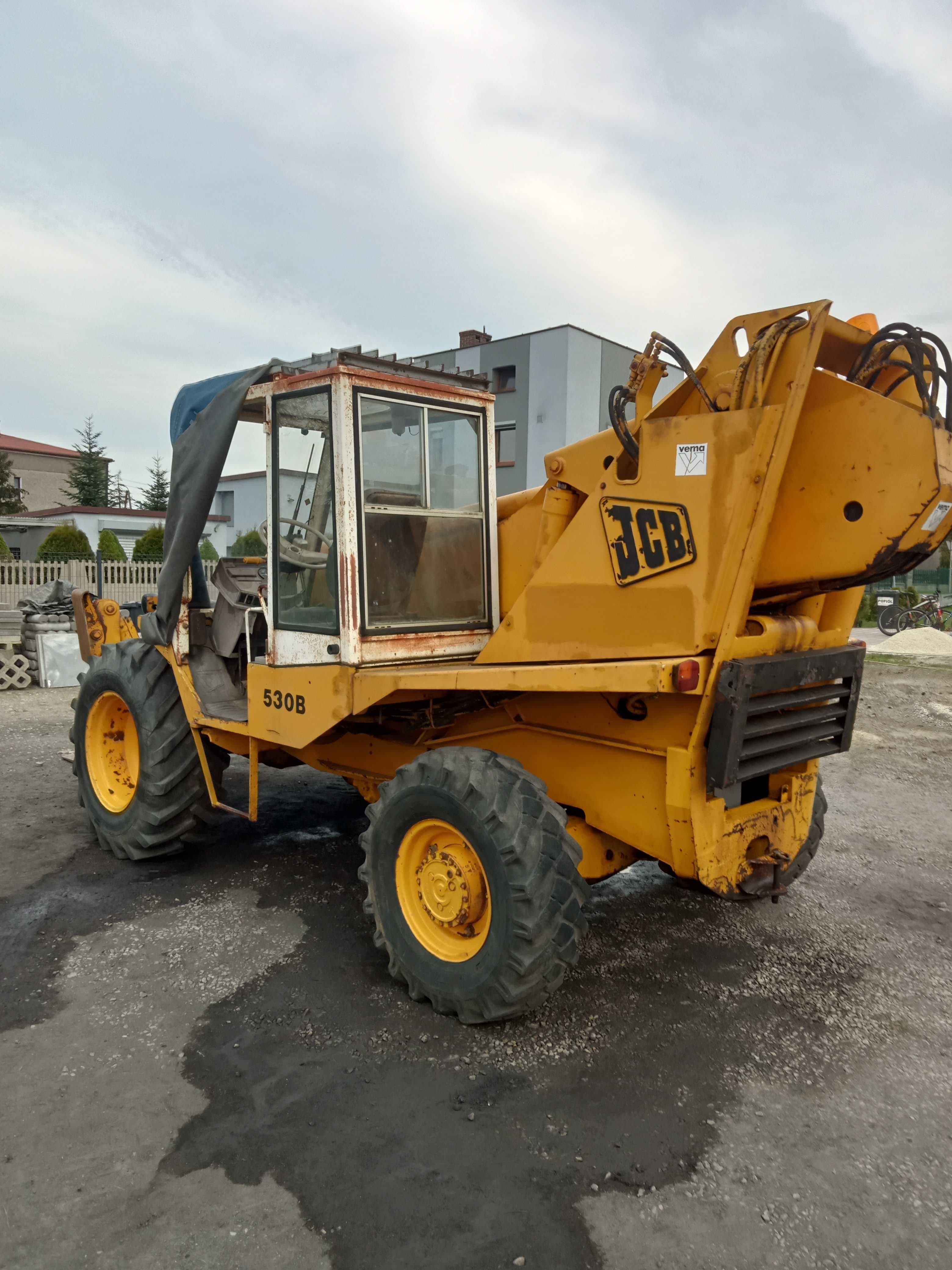 ładowarka teleskopowa JCB 530B