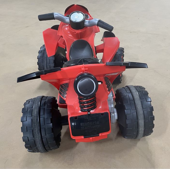 Moto 4 a bateria - Injusa