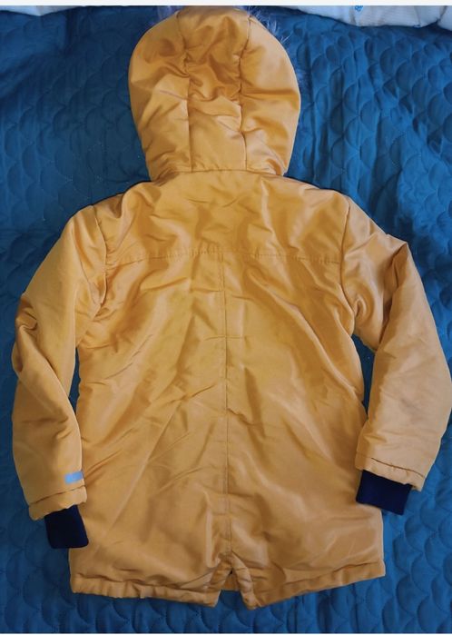 Kurtki  zimowe 128 parka chłopięca 2 szt