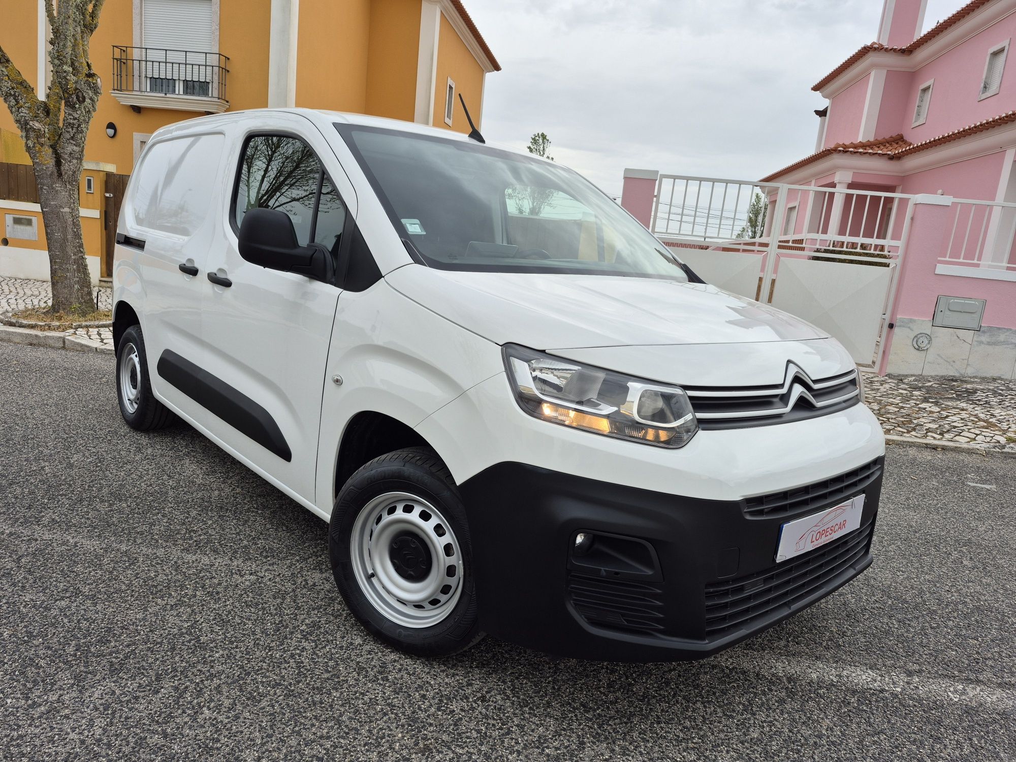 Citroen Berlingo - 2020 | GARANTIA | NACIONAL - 3 LUG