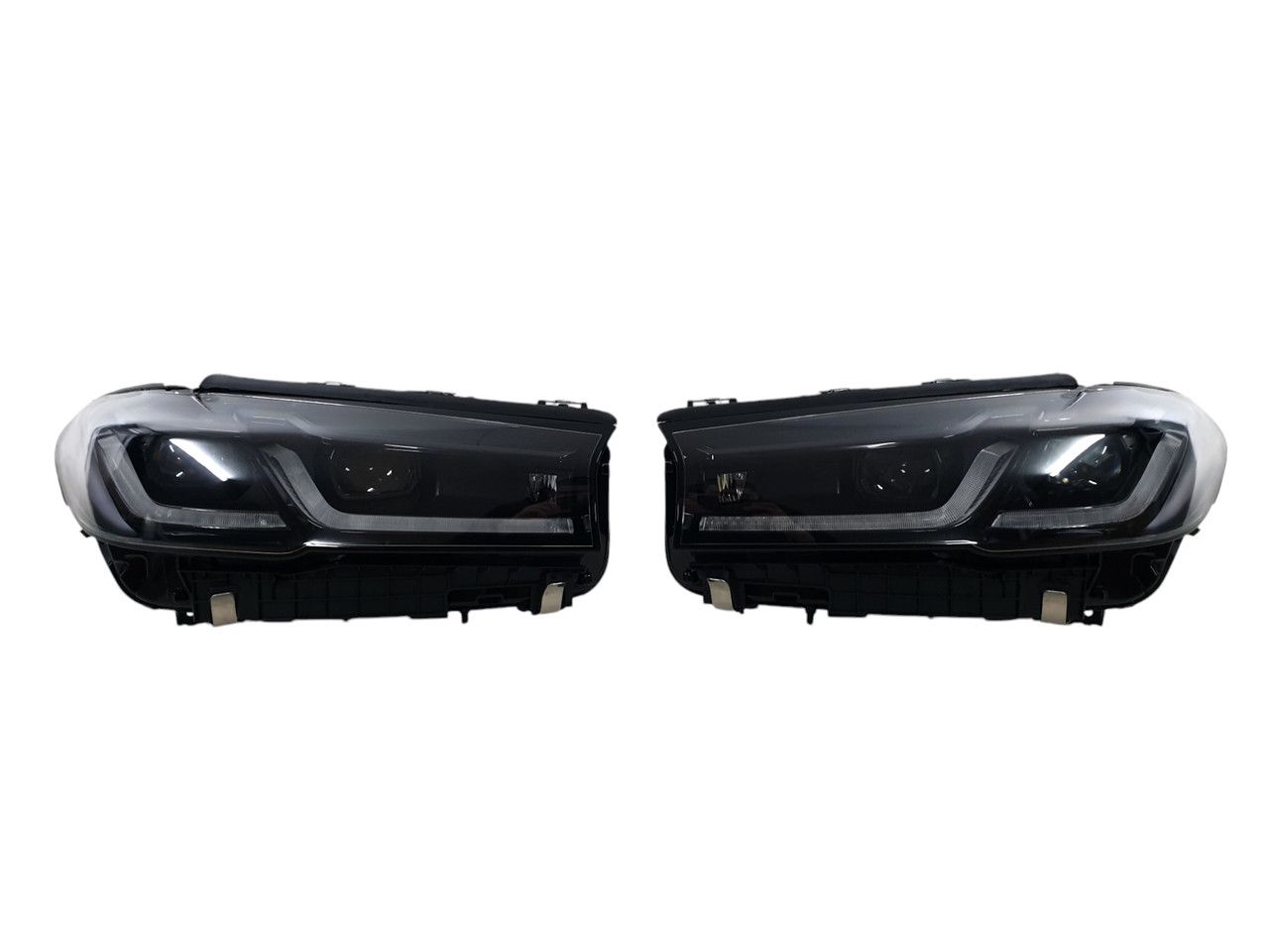 Передні фари ( Full Led Shadow ) на BMW 5 Series G30 / G31 2020-2023