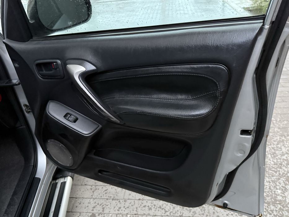 Toyota RAV - 4 /  4:4 D -4 !!!