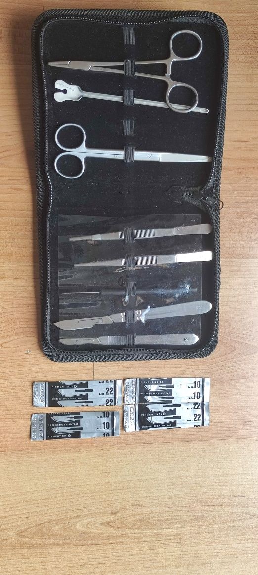 Kit de dissecação com estojo