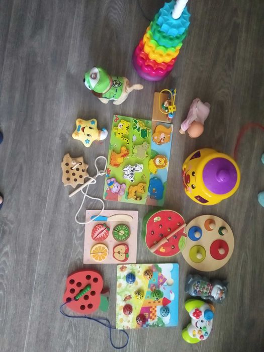 Розвиваючі іграшки