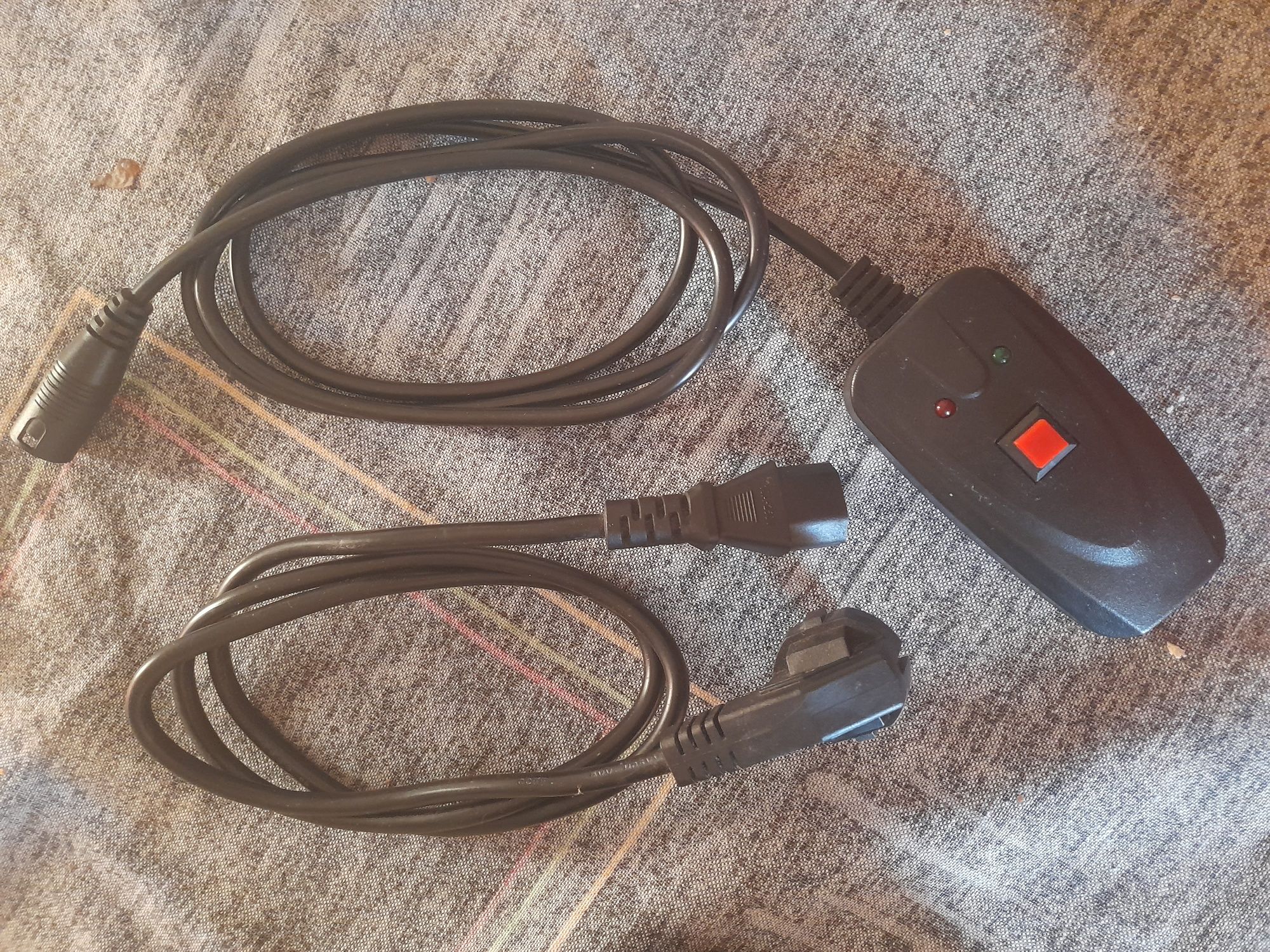 Máquina de fumo com galao de liquido proprio