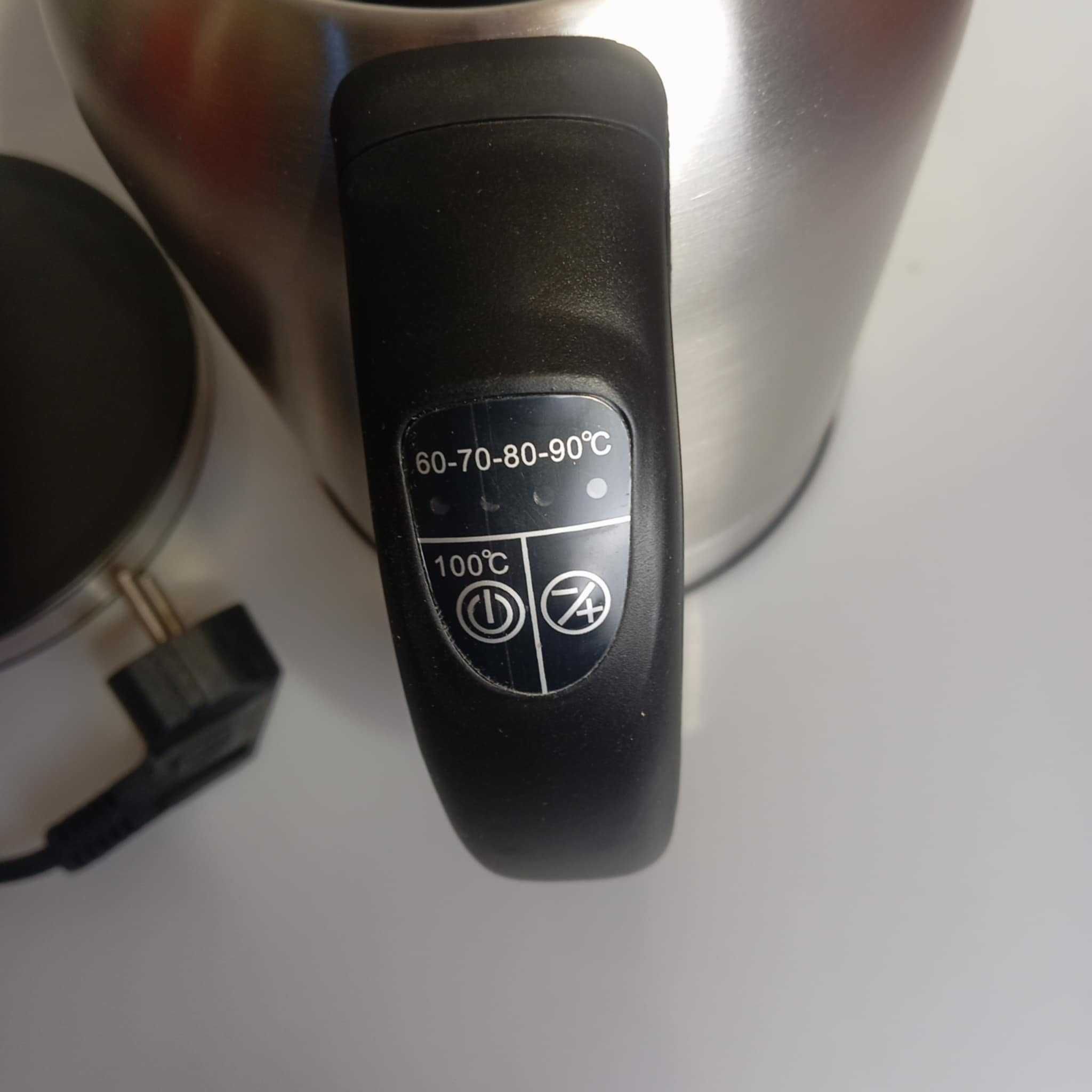 Czajnik elektryczny 2200 W stal nierdzewna 1,7 l z oświetleniem LED