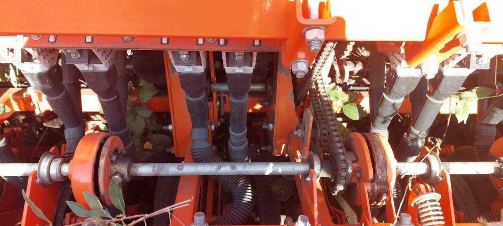 Продам зернову сівалку сзф-4000v варіаторна,фаворіт