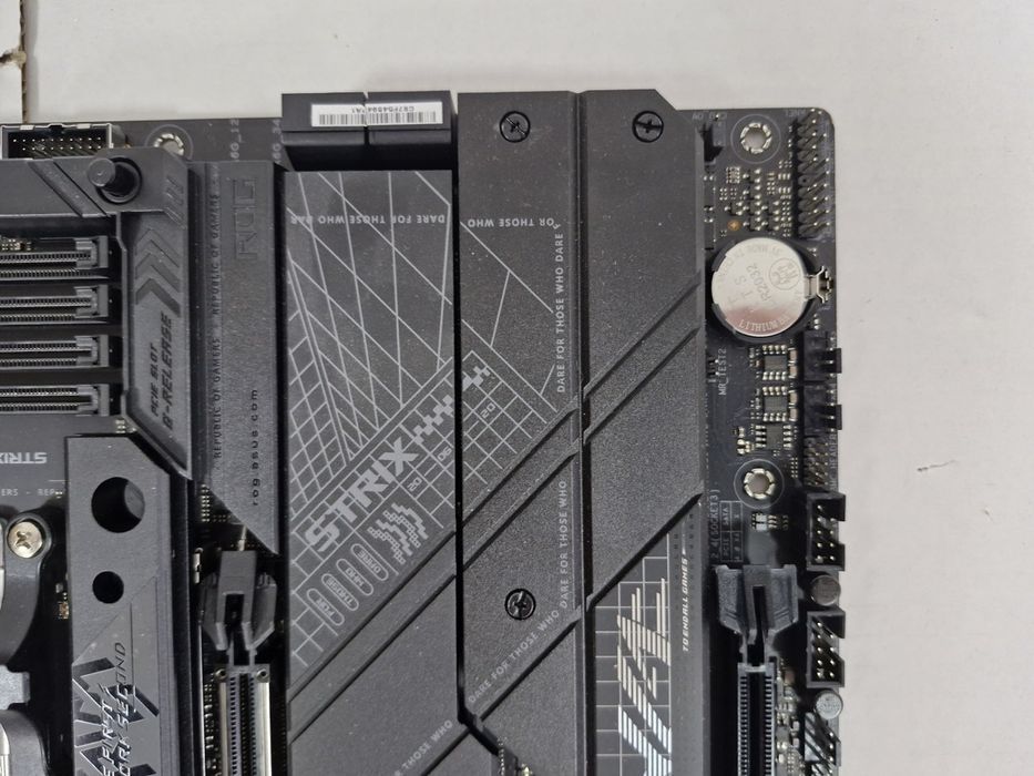Asus Strix X670E-F Gaming Wifi Socket Am5 Płyta Główna