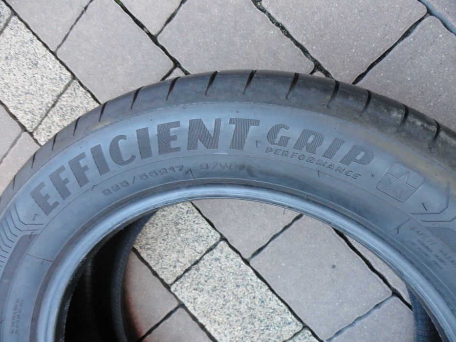 225/55R17 Goodyear 2 sztuki LATO 2020 rok