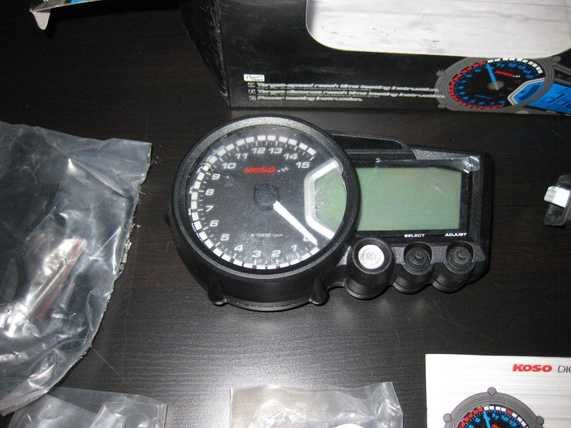 Velocímetro universal koso RX2+ GP