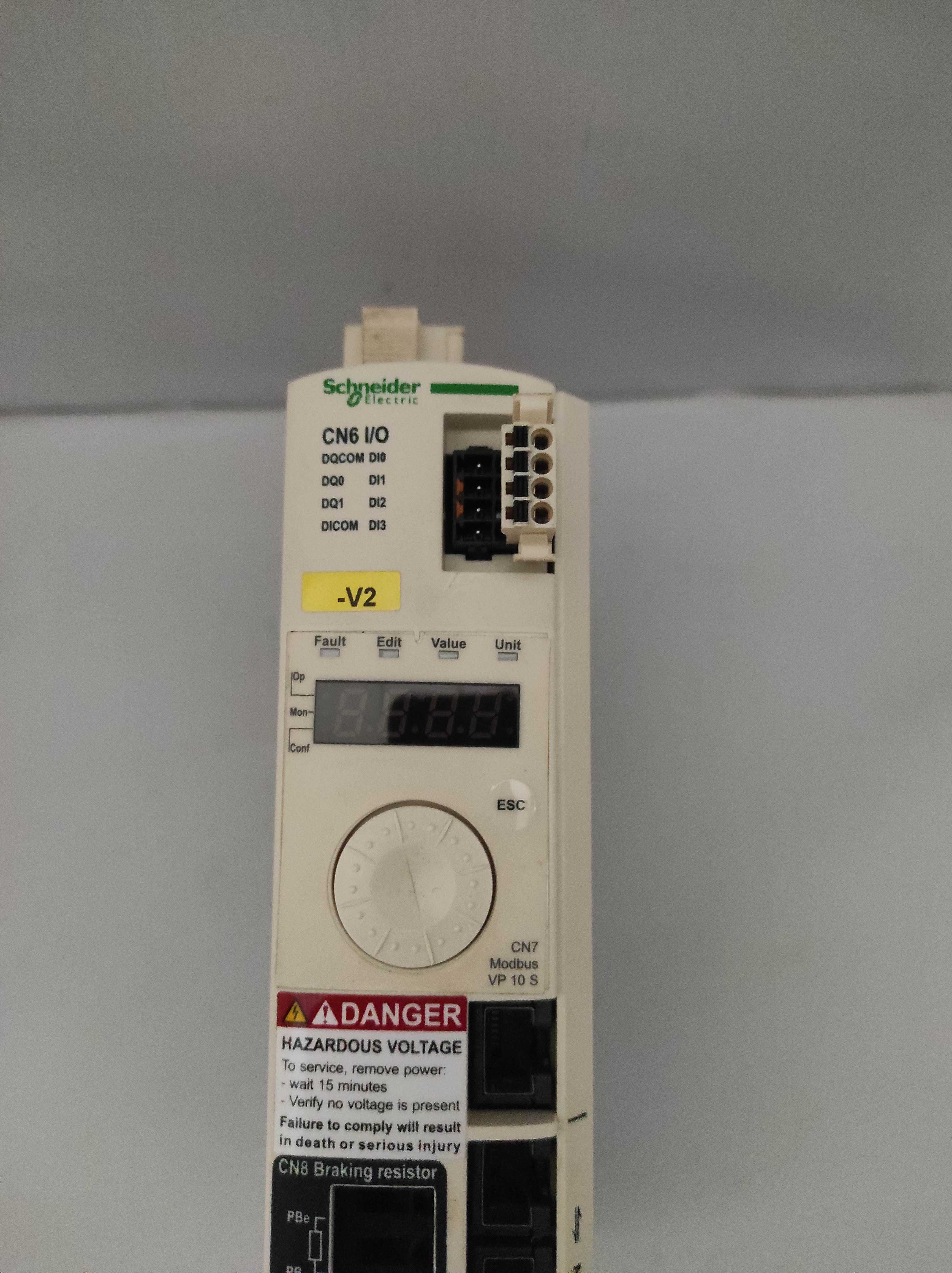 Сервопривід Schneider Electric LXM32AD18N4