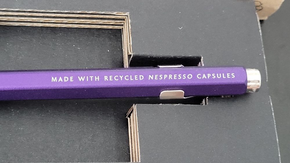 Caran d'Ache 849 Nespresso edycja no 3 długopis fioletowy