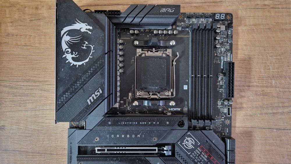 Płyta główna MSI MPG X670E CARBON WIFI AM5 DDR5 box gwarancja 500392