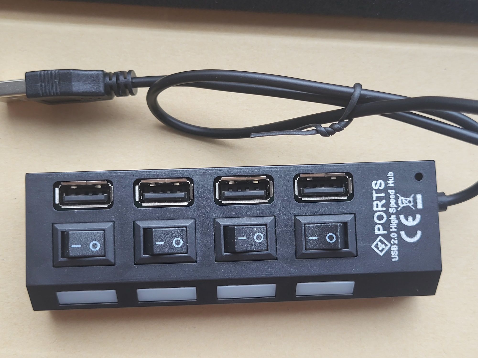 4-portowy hub USB 2.0 z lampkami LED