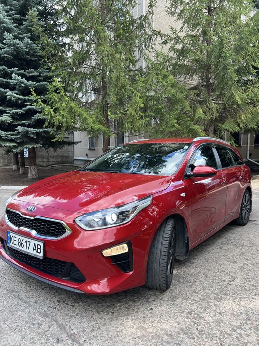 Продам Kia Ceed 2018
