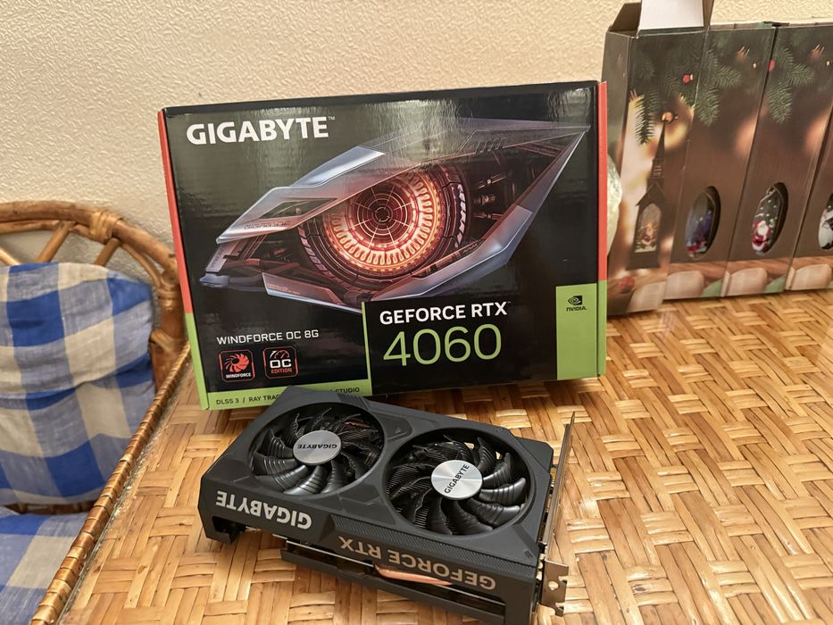 Майже нова відеокарта Nvidea Gigabyte RTX 4060 8gb OC