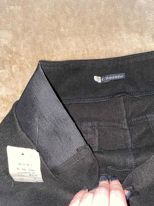 Класичні брюки жіночі