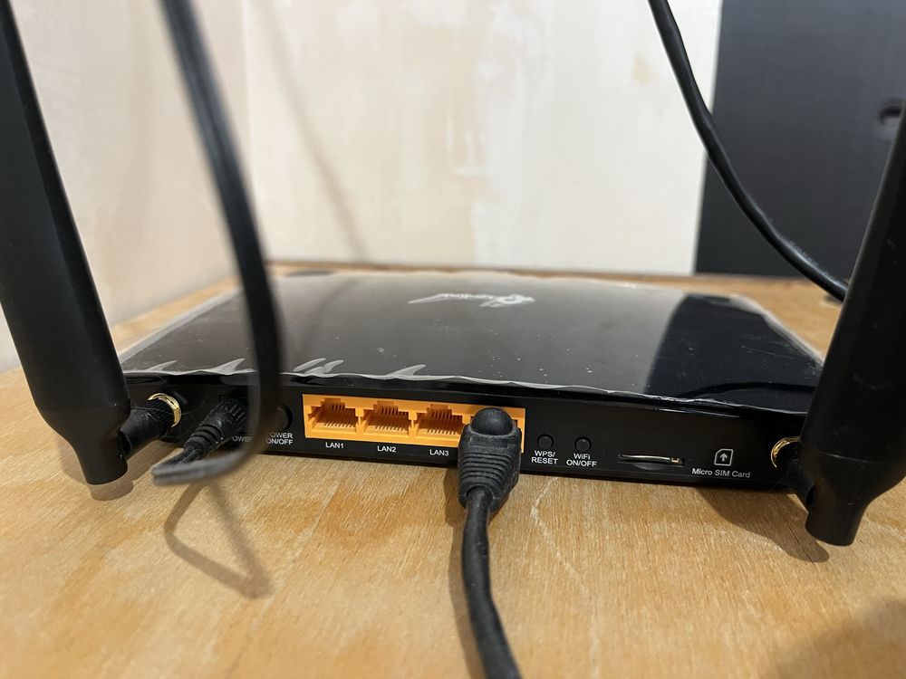 TP-LINK Archer MR600 Wi-Fi роутер з підтримкою 4G+ категорії 6