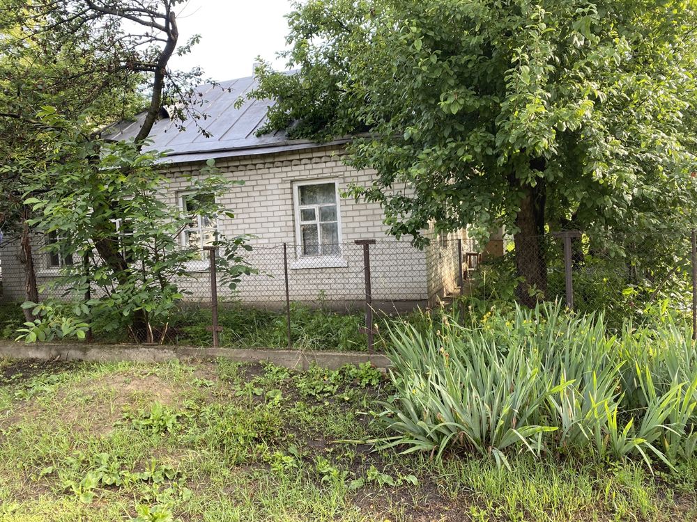 Продам будинок в м.Сміла в 100 метрах від ст.ім.Т.Шевченко