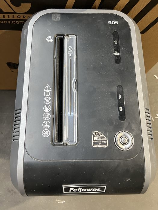 Niszczarka do dokumentow fellowes 905
