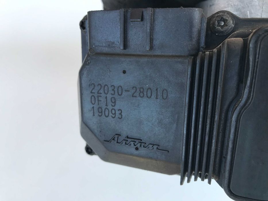 Дросельна заслонка Toyota Avensis T22. RAV4 - 2.0 (1AZ-FSE)