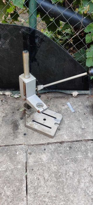 стойка сверлильная для дрели