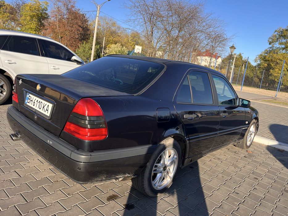 Продам Mercedes-Benz C 180