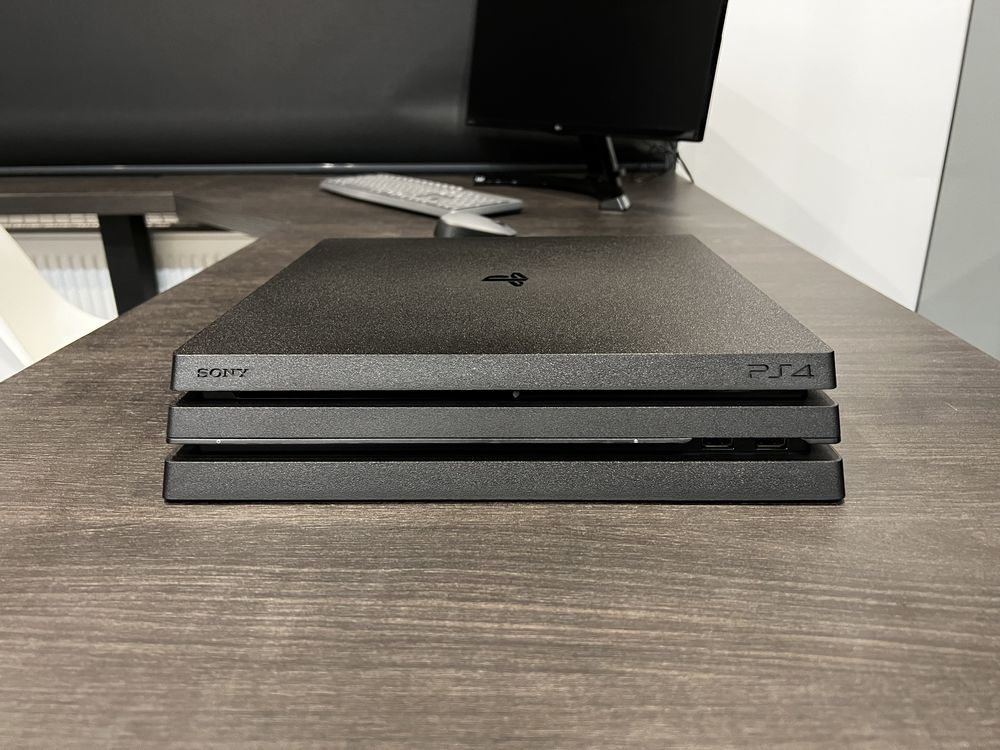 Sony PlayStation 4 Pro з гарантією 12 місяців