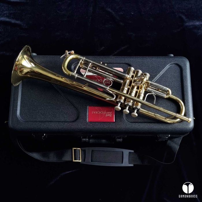 Trąbka Vincent Bach Stradivarius 72 ustnik futerał statyw GAMONBRASS
