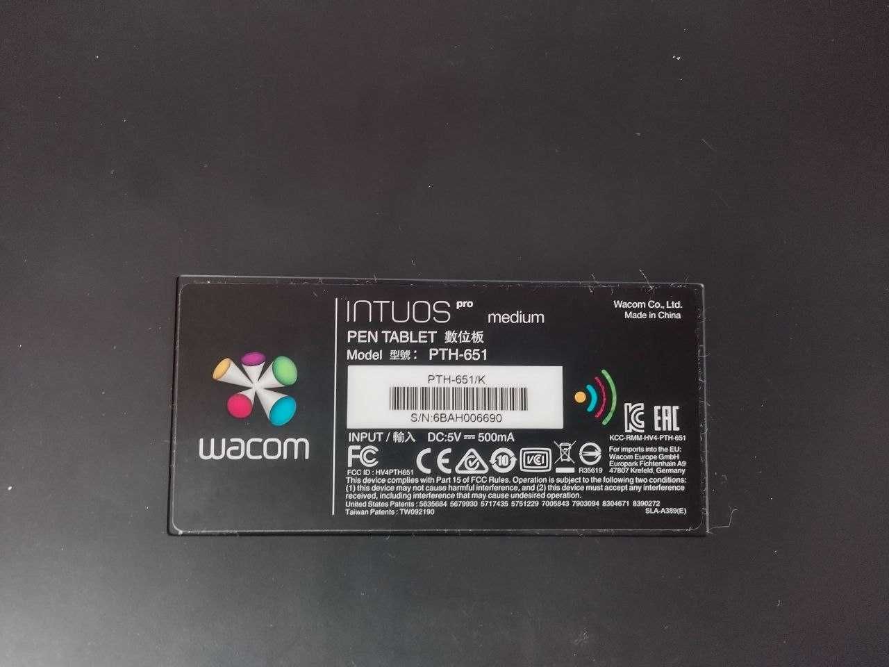 Wacom Intuos Pro M PTH-651
