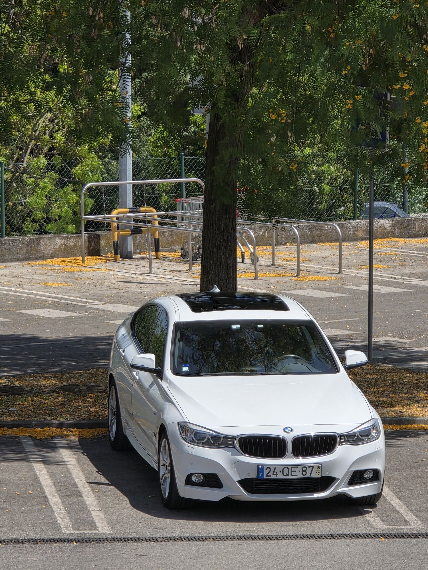 320d GT pack /M com teto de abrir panorâmico