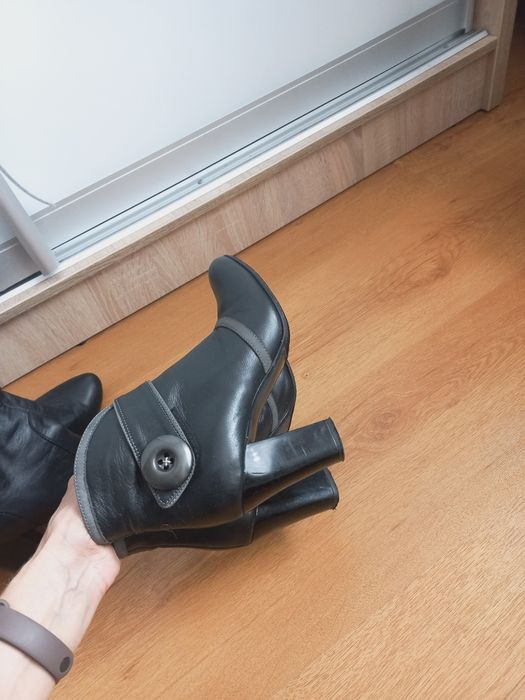 Шкіряне якісне взуття осінні  ботинки сапоги чоботи