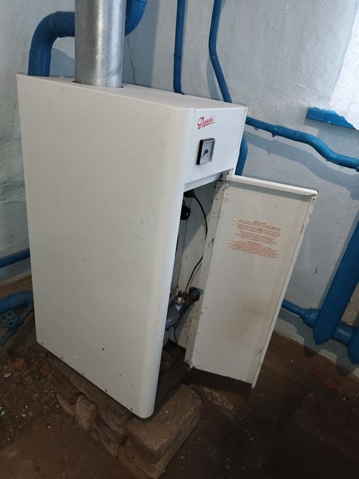 Котел газовий Данко