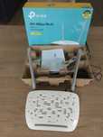 tp-link 300 Mbps Wi-Fi ADSL2+ Modem Router TD-W8961N