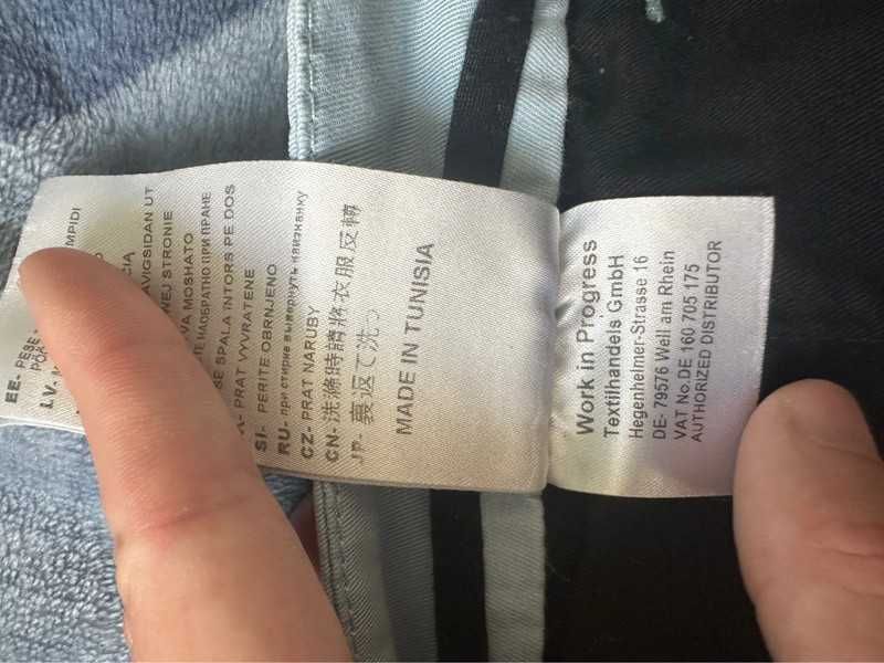 Carhartt WIP Sid Bermuda Shorts  light blue  bdb stan