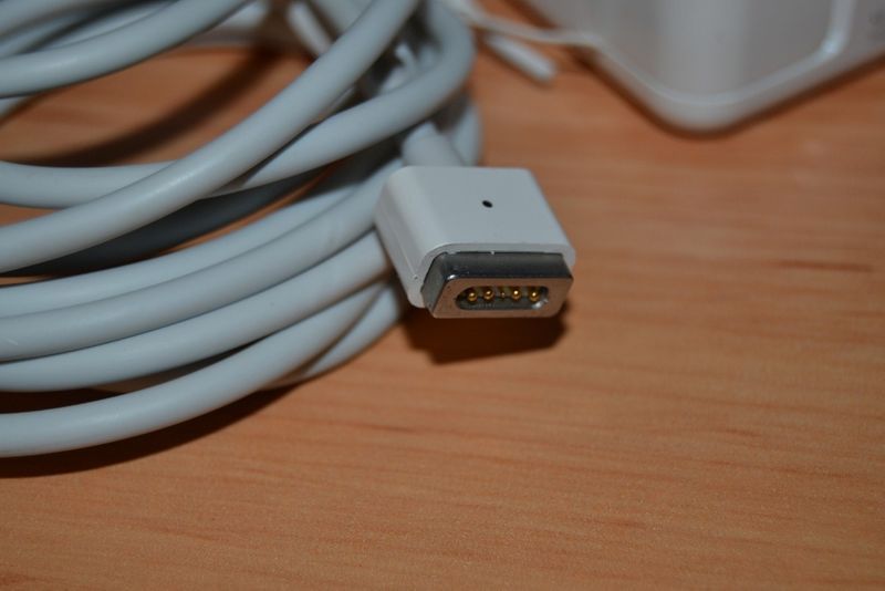 Carregador NOVO para Portátil Apple Macbook Pro 15.4`