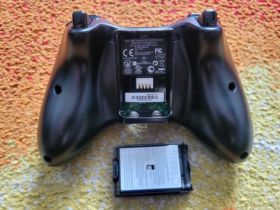 Oryginalny Pad Xbox 360 z małą wadą, Skup/Sprzedaż