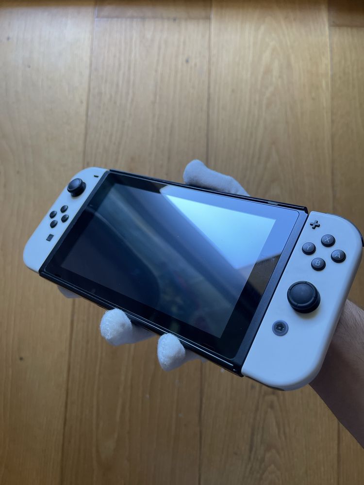 Nintendo Switch V2 + Joy-Cons + Acessórios + Carregador + Caixa