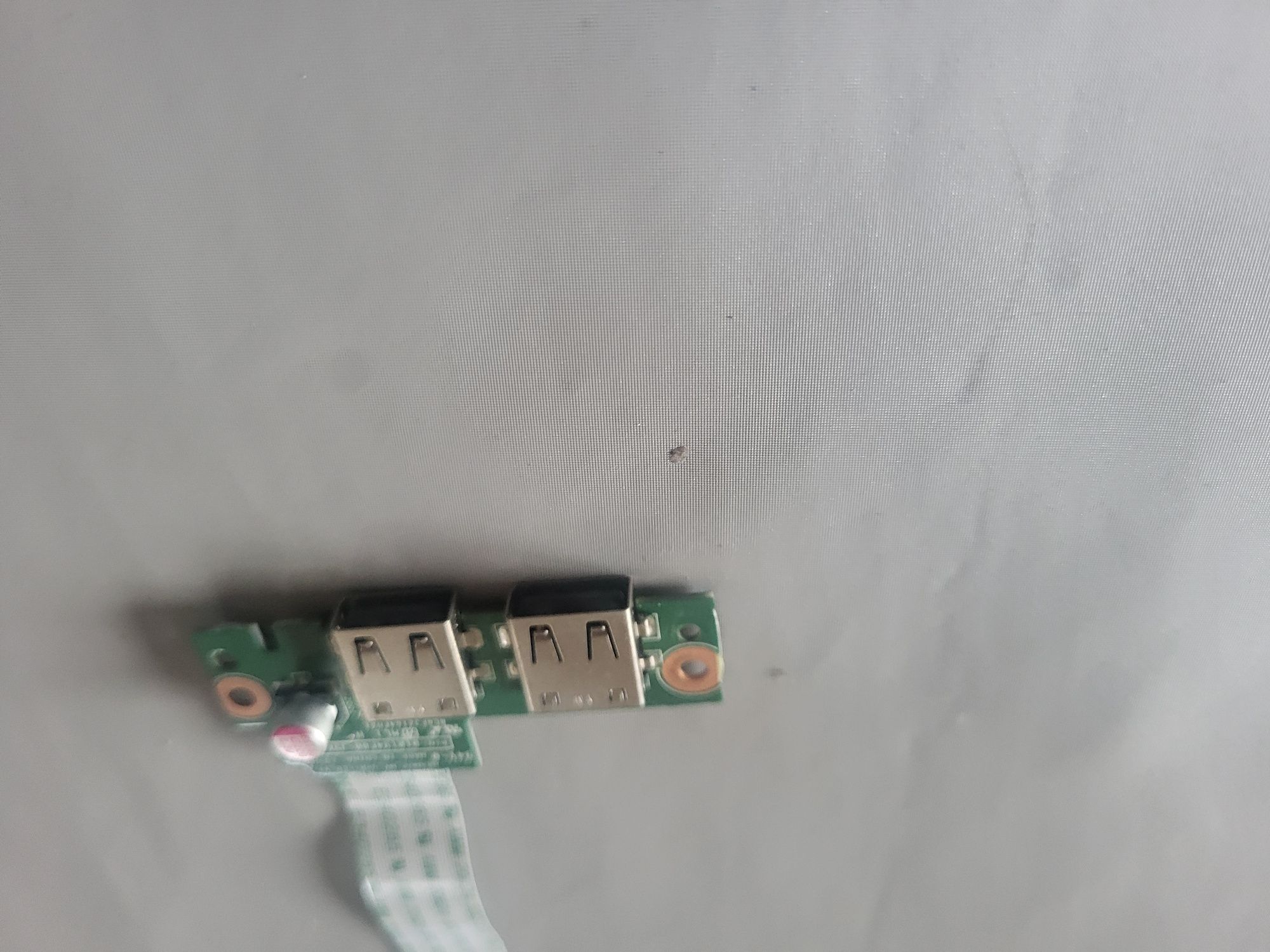 Sprzedam moduł USB do Laptopa HP 15-d020sw