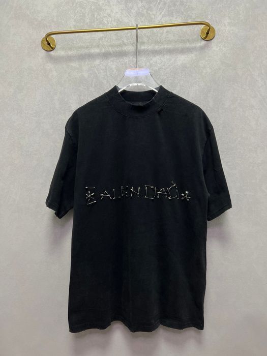 BALENCIAGA футболка мужская оверсайз оригинал с иголками шпилькамии