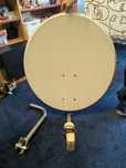 Antena satelitarna