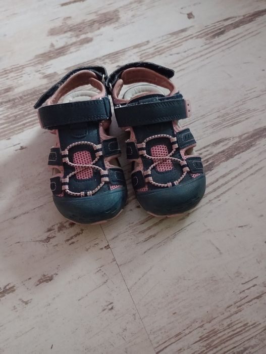 Buty dziecięce , sandałki sportowe