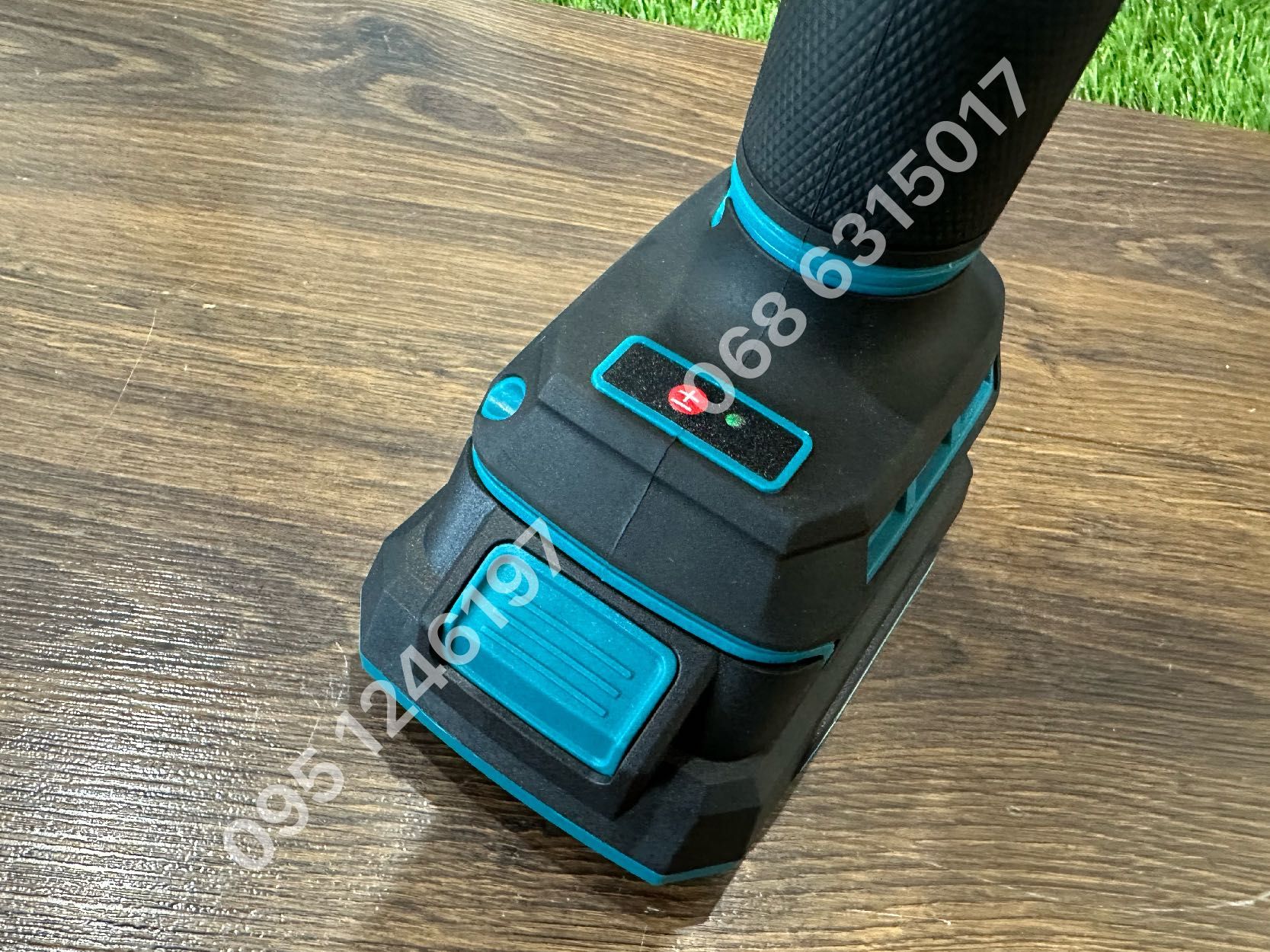 Аккумуляторный Секатор Makita DMT75BL с акб 36V 8Ah кусторез веткорез