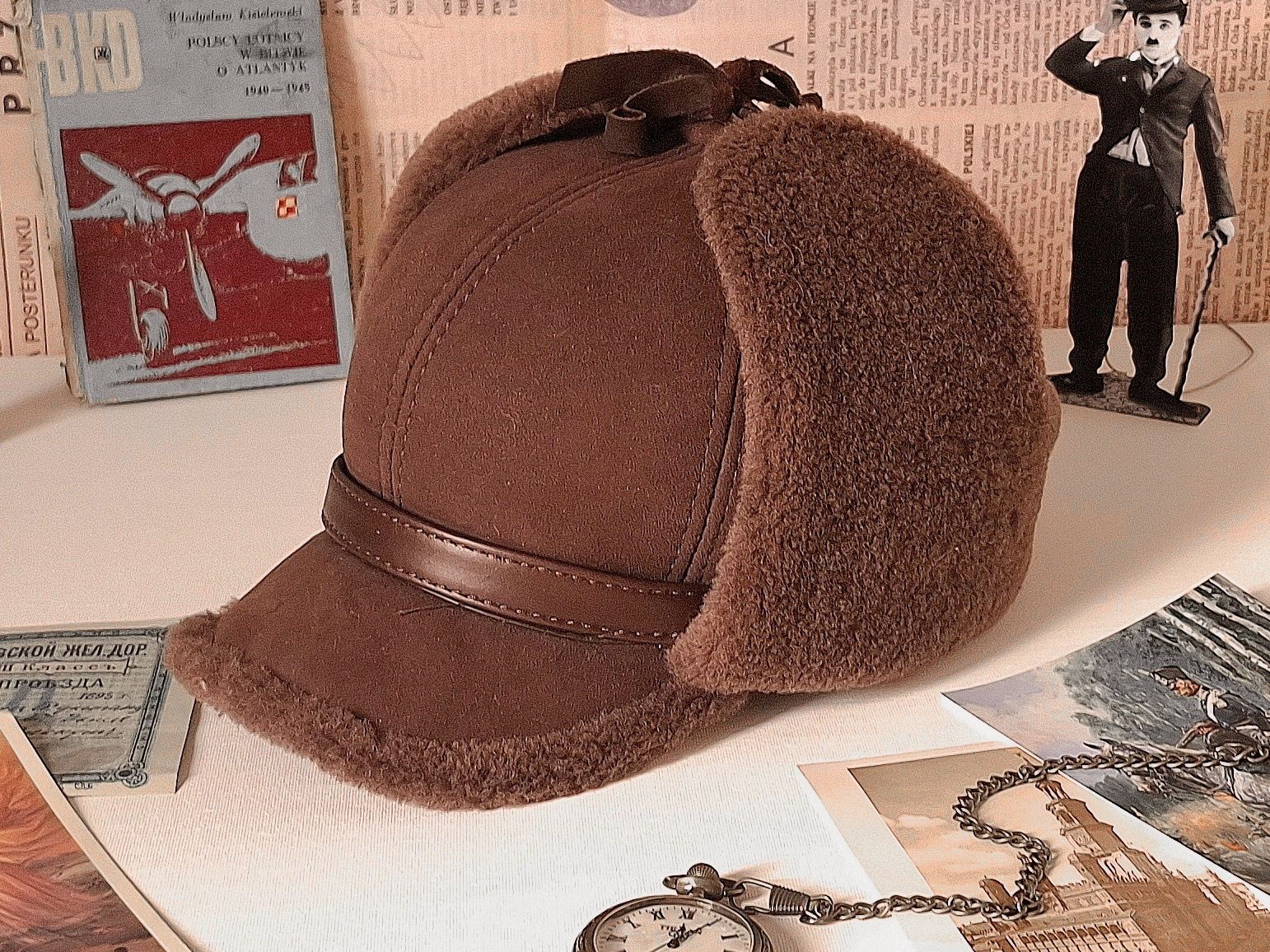 Czapka uszanka z daszkiem