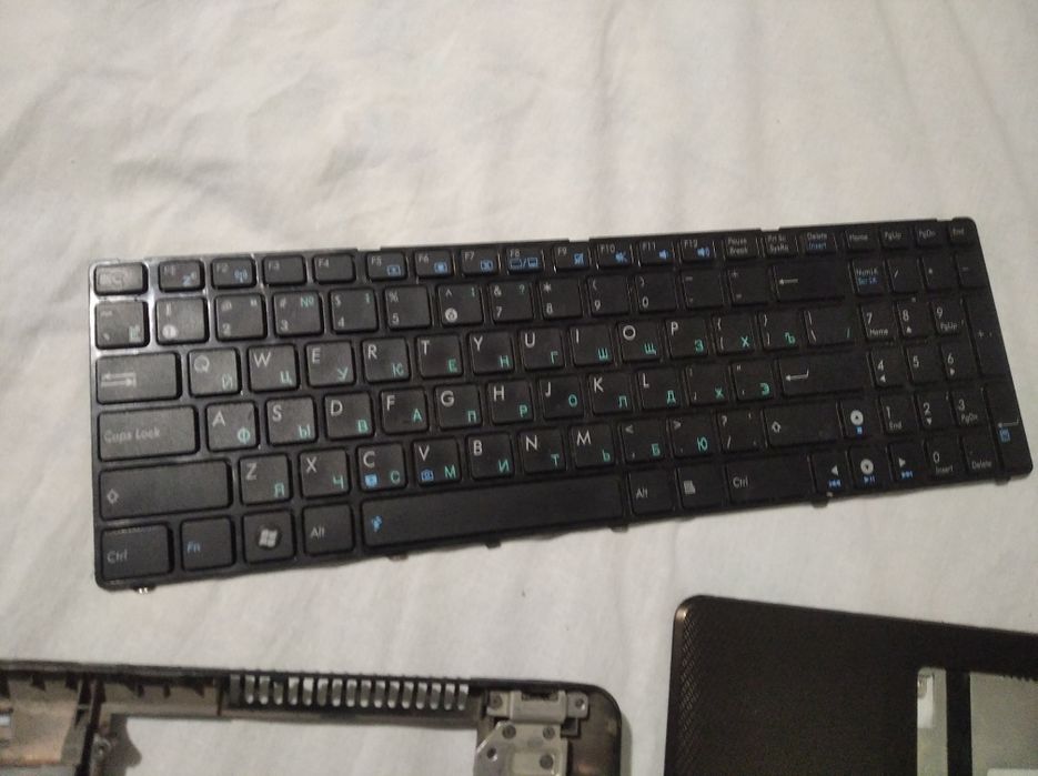 Клавіатура Корпус з динаміками та тачпадом Ноутбук Asus K52J JU JR
