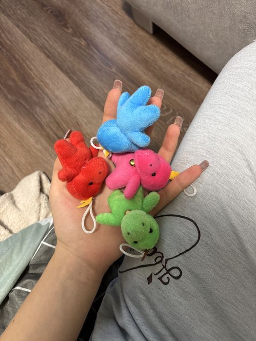 міні чудики різних кольорів