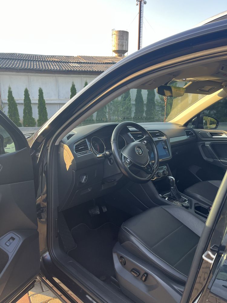 Продам Volkswagen Tiguan SEL